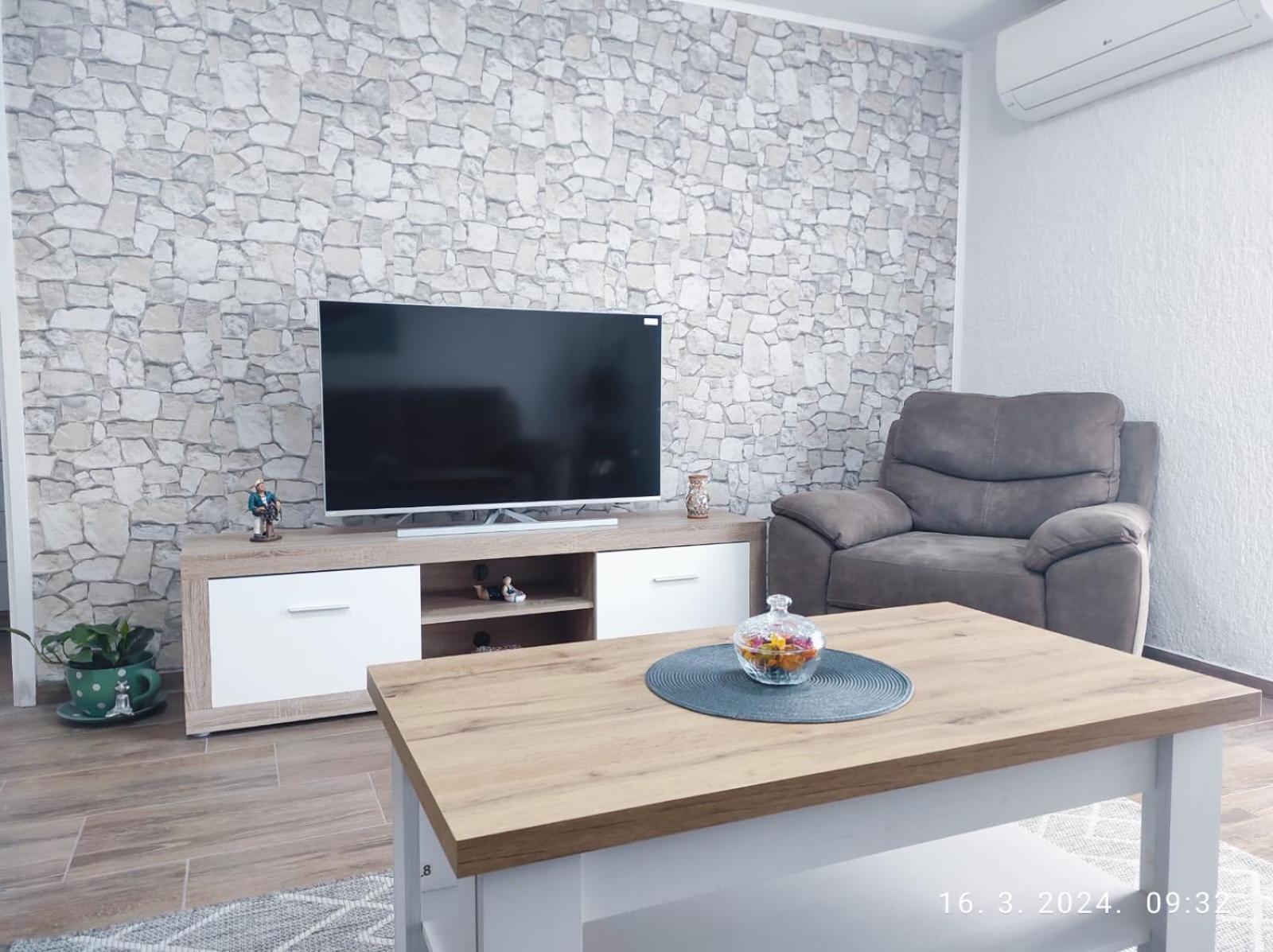 Apartman Jenny-Porec Kosinozici Екстер'єр фото