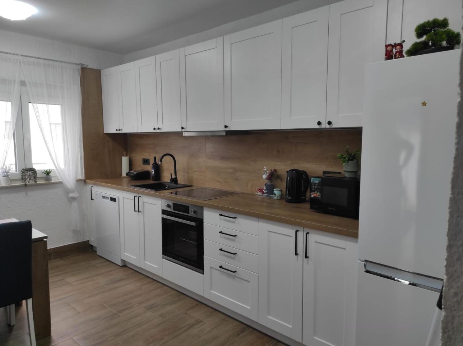 Apartman Jenny-Porec Kosinozici Екстер'єр фото